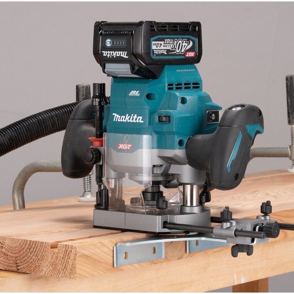 Akumuliatorinis frezeris Makita RP001GZ02 40V XGT ®, be akumuliatorių ir kroviklio 5 Akumuliatorinis frezeris Makita RP001GZ02 40V XGT ®, be akumuliatorių ir kroviklio 5