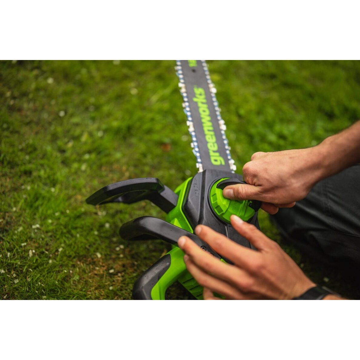 Greenworks GD24CS30K4 AKUMULIATORINIS GRANDININIS PJŪKLAS (24V su 4Ah akumuliatoriumi ir krovikliu) 4 Greenworks GD24CS30K4 AKUMULIATORINIS GRANDININIS PJŪKLAS (24V su 4Ah akumuliatoriumi ir krovikliu) 4