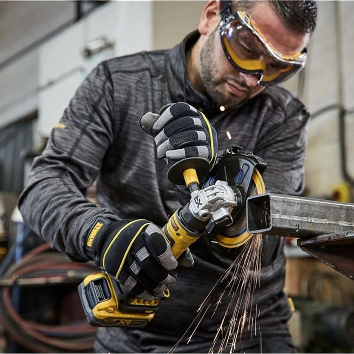 Akumuliatorinis kampinis šlifuoklis DeWALT DCG404N, 125 mm, 18 V 5 Akumuliatorinis kampinis šlifuoklis DeWALT DCG404N, 125 mm, 18 V 5