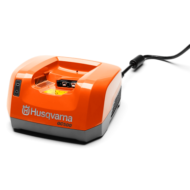 Akumuliatoriaus BLi300 įkroviklis, Husqvarna QC500, 1.7 kg; 500 W Akumuliatoriaus BLi300 įkroviklis, Husqvarna QC500, 1.7 kg; 500 W