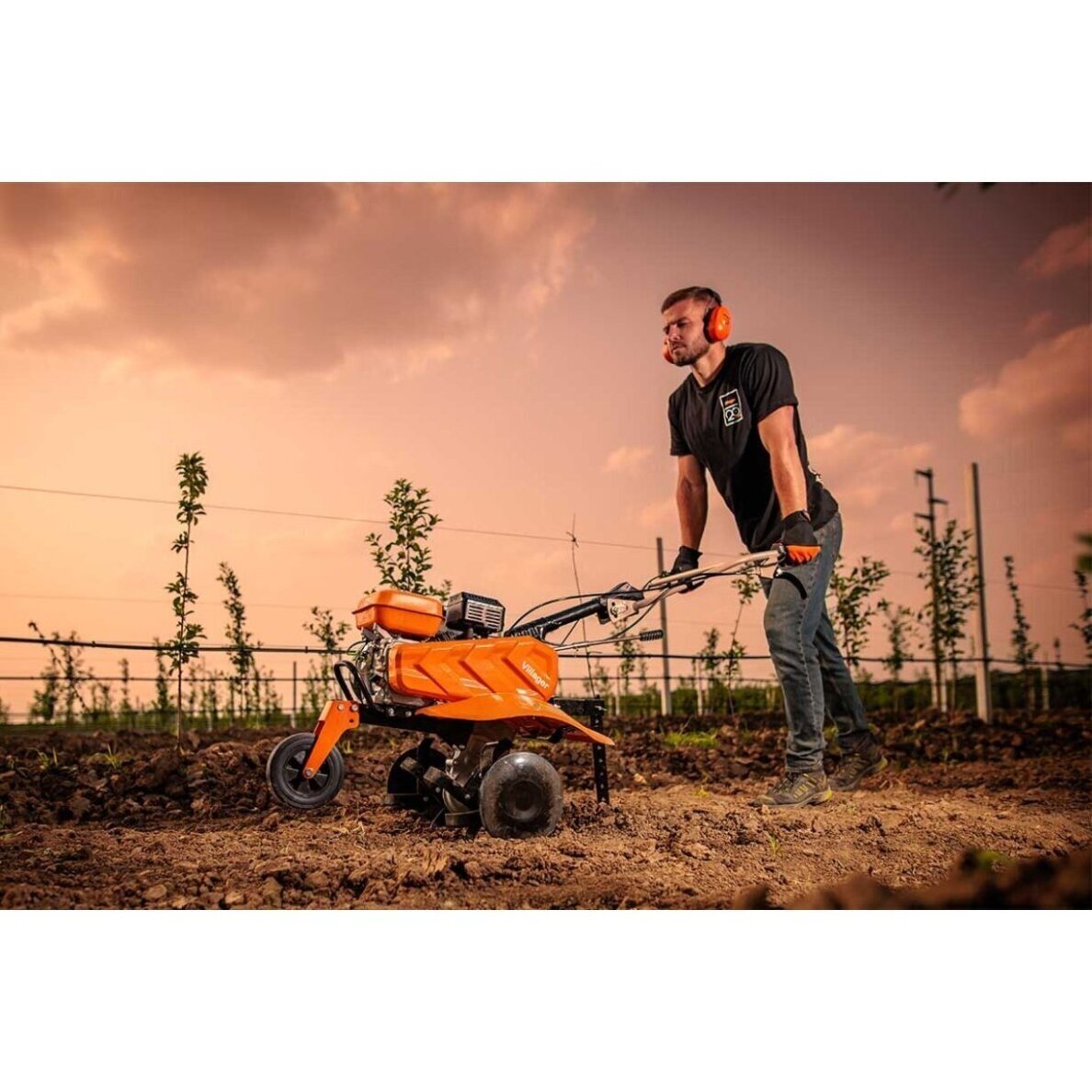 Benzininis motoblokas - kultivatorius Villager VTB 842 Prime, 5.2 kW 12 Benzininis motoblokas - kultivatorius Villager VTB 842 Prime, 5.2 kW 12