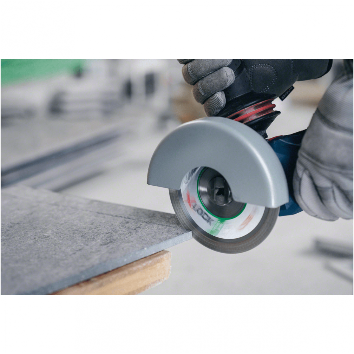 BOSCH Deimantinis pjovimo diskas XLOCK Best for Hard Ceramic 125 mm 2 BOSCH Deimantinis pjovimo diskas XLOCK Best for Hard Ceramic 125 mm 2