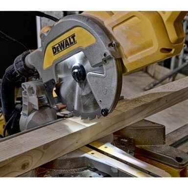 DeWALT DWS777 skersavimo pjūklas DeWALT DWS777 skersavimo pjūklas