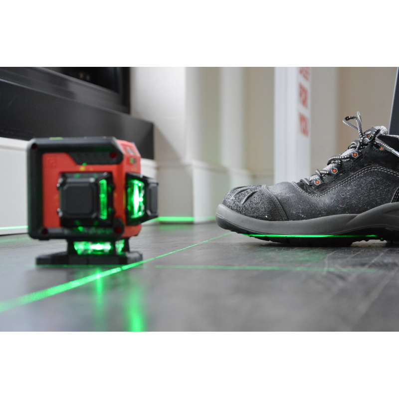Futech FLOOR 3D GREEN žalias 3D lazerinis nivelyras (Su Ličio jonų baterija) 1 Futech FLOOR 3D GREEN žalias 3D lazerinis nivelyras (Su Ličio jonų baterija) 1