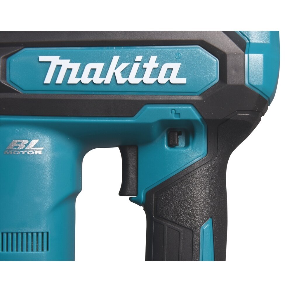 Makita PT001GZ Akumuliatorinė XGT ® viniakalė 40V (be akumuliatoriaus ir kroviklio) 5 Makita PT001GZ Akumuliatorinė XGT ® viniakalė 40V (be akumuliatoriaus ir kroviklio) 5