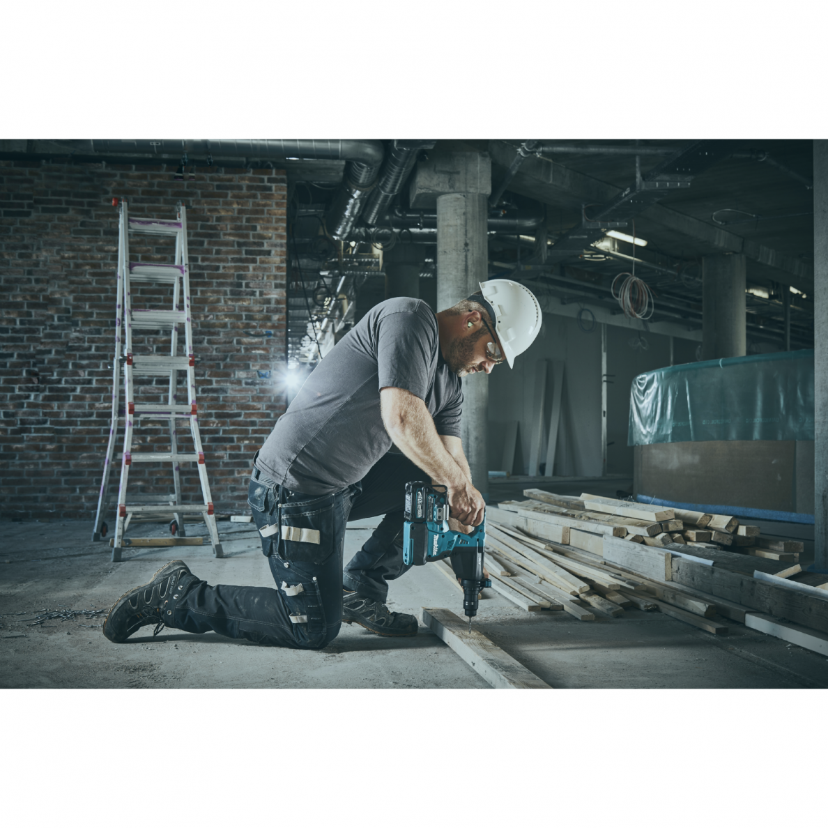 Makita HR002GZ03 XGT® Akumuliatorinis perforatorius (40V Komplektuojamas be akumuliatoriaus ir kroviklio) 1 Makita HR002GZ03 XGT® Akumuliatorinis perforatorius (40V Komplektuojamas be akumuliatoriaus ir kroviklio) 1