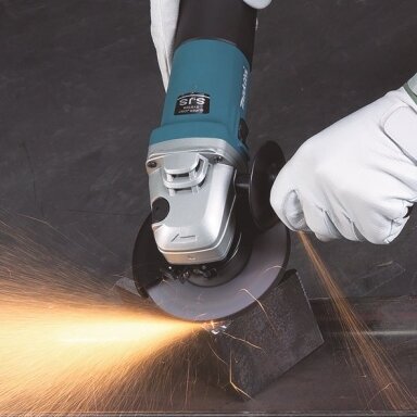 Makita 9565CR kampinis šlifuoklis Makita 9565CR kampinis šlifuoklis