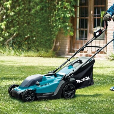 Makita DLM330Z Akumuliatorinė vejapjovė 33cm (18V Be akumuliatorių ir kroviklio) Makita DLM330Z Akumuliatorinė vejapjovė 33cm (18V Be akumuliatorių ir kroviklio)