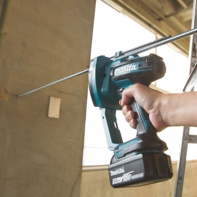 Makita DSC102Z Akumuliatorinis sriegto strypo kirpimo įrankis (18V LI-ION BE AKUMULIATORIŲ IR KROVIKLIO) Makita DSC102Z Akumuliatorinis sriegto strypo kirpimo įrankis (18V LI-ION BE AKUMULIATORIŲ IR KROVIKLIO)