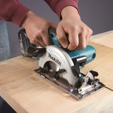 Makita DSS501Z Akumuliatorinis diskinis pjūklas (18V Be akumuliatorių ir kroviklio) Makita DSS501Z Akumuliatorinis diskinis pjūklas (18V Be akumuliatorių ir kroviklio)