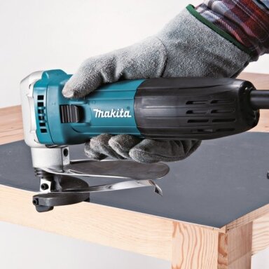 Makita JS1602 Žirklės skardai kirpti Makita JS1602 Žirklės skardai kirpti