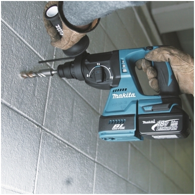 Makita DHR242Z akumuliatorinis perforatorius (18v. be akumuliatorių ir kroviklio) 1 Makita DHR242Z akumuliatorinis perforatorius (18v. be akumuliatorių ir kroviklio) 1