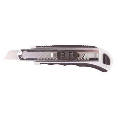 MAKITA Peilis laužomomis geležtėmis 18 mm + 8 vnt. geležčių D-58855 MAKITA Peilis laužomomis geležtėmis 18 mm + 8 vnt. geležčių D-58855