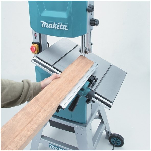 Makita  LB1200F Juostinis pjūklas 1