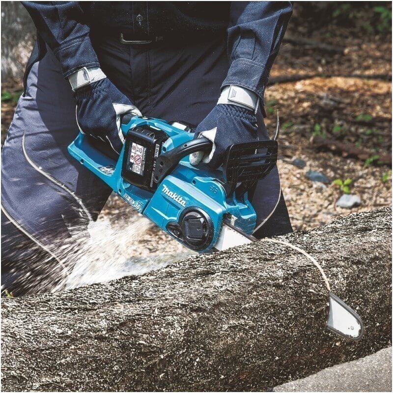 Makita DUC353PG2 akumuliatorinis grandininis pjūklas, dvigubas kroviklis 2x6,0Ah 36V=2x18V 2