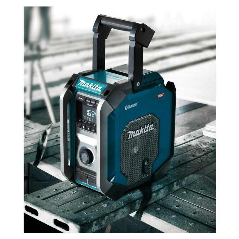 Makita MR006GZ Radijas su Bluetooth funkcija (XGT, LXT, CXT, 220V, Be akumuliatorių ir kroviklio) 1 Makita MR006GZ Radijas su Bluetooth funkcija (XGT, LXT, CXT, 220V, Be akumuliatorių ir kroviklio) 1