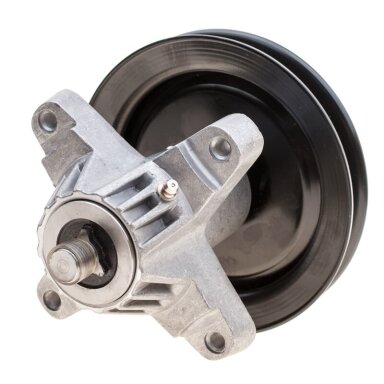 MTD Cub Cadet vejapjovės adapteris su skriemuliu MTD Cub Cadet vejapjovės adapteris su skriemuliu