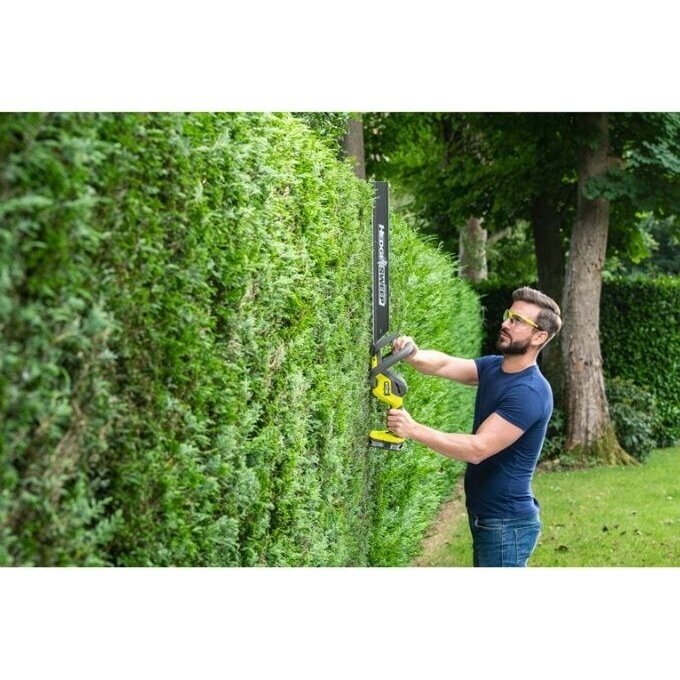 ONE+ AKUMULIATORINĖS GYVATVORIŲ ŽIRKLĖS 18V Ryobi RY18HT55A-0 3 ONE+ AKUMULIATORINĖS GYVATVORIŲ ŽIRKLĖS 18V Ryobi RY18HT55A-0 3