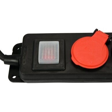 Prailgintojas elektros 5 lizdų IP44 3 m 1,5 mm² YATO (YT-81242) 2 Prailgintojas elektros 5 lizdų IP44 3 m 1,5 mm² YATO (YT-81242) 2