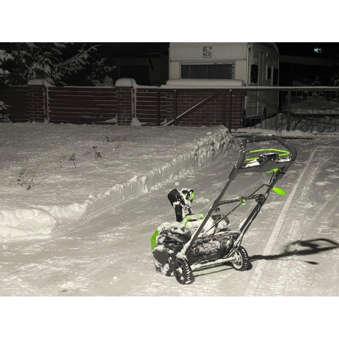 Greenworks GD40ST SNIEGO VALYTUVAS (40V be akumuliatorių ir kroviklio) 2 Greenworks GD40ST SNIEGO VALYTUVAS (40V be akumuliatorių ir kroviklio) 2