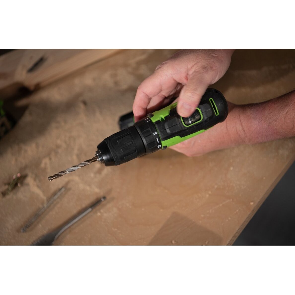 Greenworks GD24DD35 SUKTUVAS/GRĘŽTUVAS (24V be akumuliatorių ir kroviklio) 10