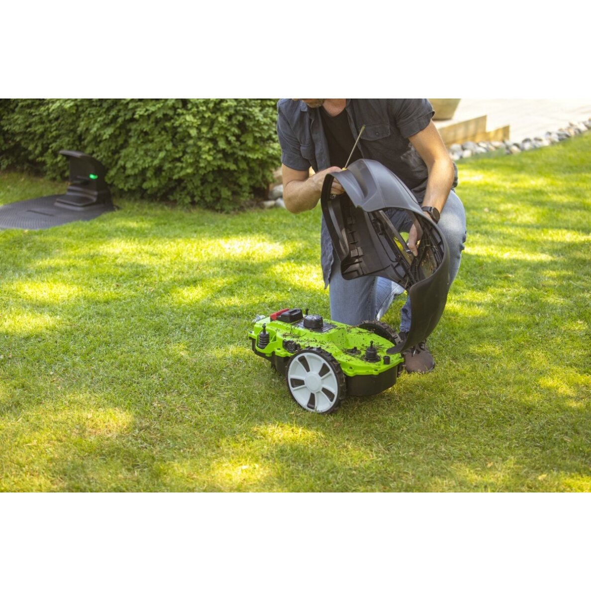 Greenworks OPTIMOW4 VEJOS PJOVIMO ROBOTAS (iki 450 m2 ploto, vejoms) 6