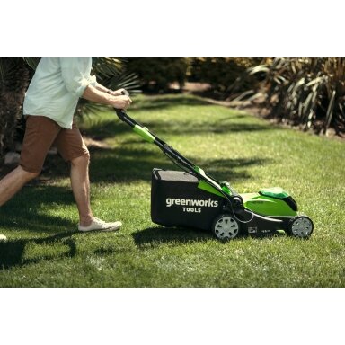 Greenworks G40LM41K4 VEJAPJOVĖ 41cm (40V su 4Ah akumuliatoriumi ir krovikliu) Greenworks G40LM41K4 VEJAPJOVĖ 41cm (40V su 4Ah akumuliatoriumi ir krovikliu)